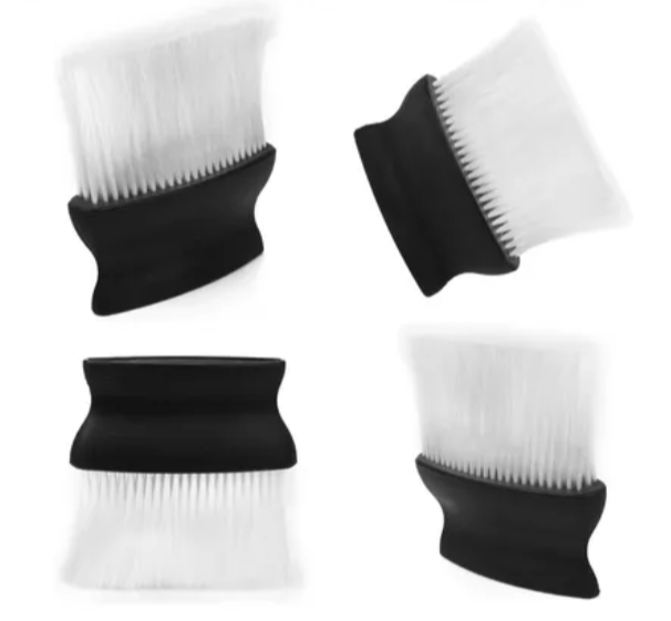MAGGIE BRUSH DUSTER